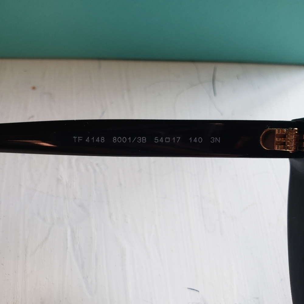 Tiffany & Co sunglasses TF 4148 001 - Picture 7 of 9